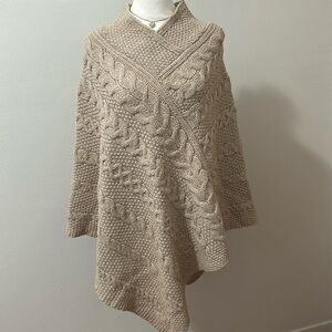 Women poncho